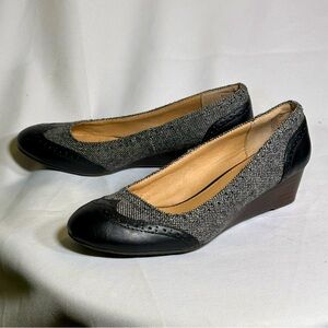 G.H.‎ Bass & Co. Delores Wedges Wool Black Tweed Women's size 7.5